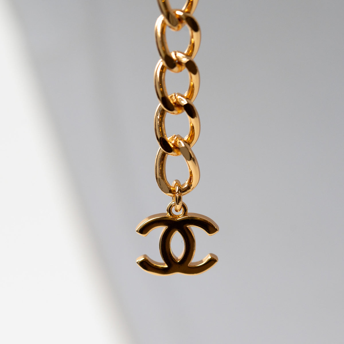 Pre-Loved Chanel™ Gold Tone Embellished Crystal Choker Necklace