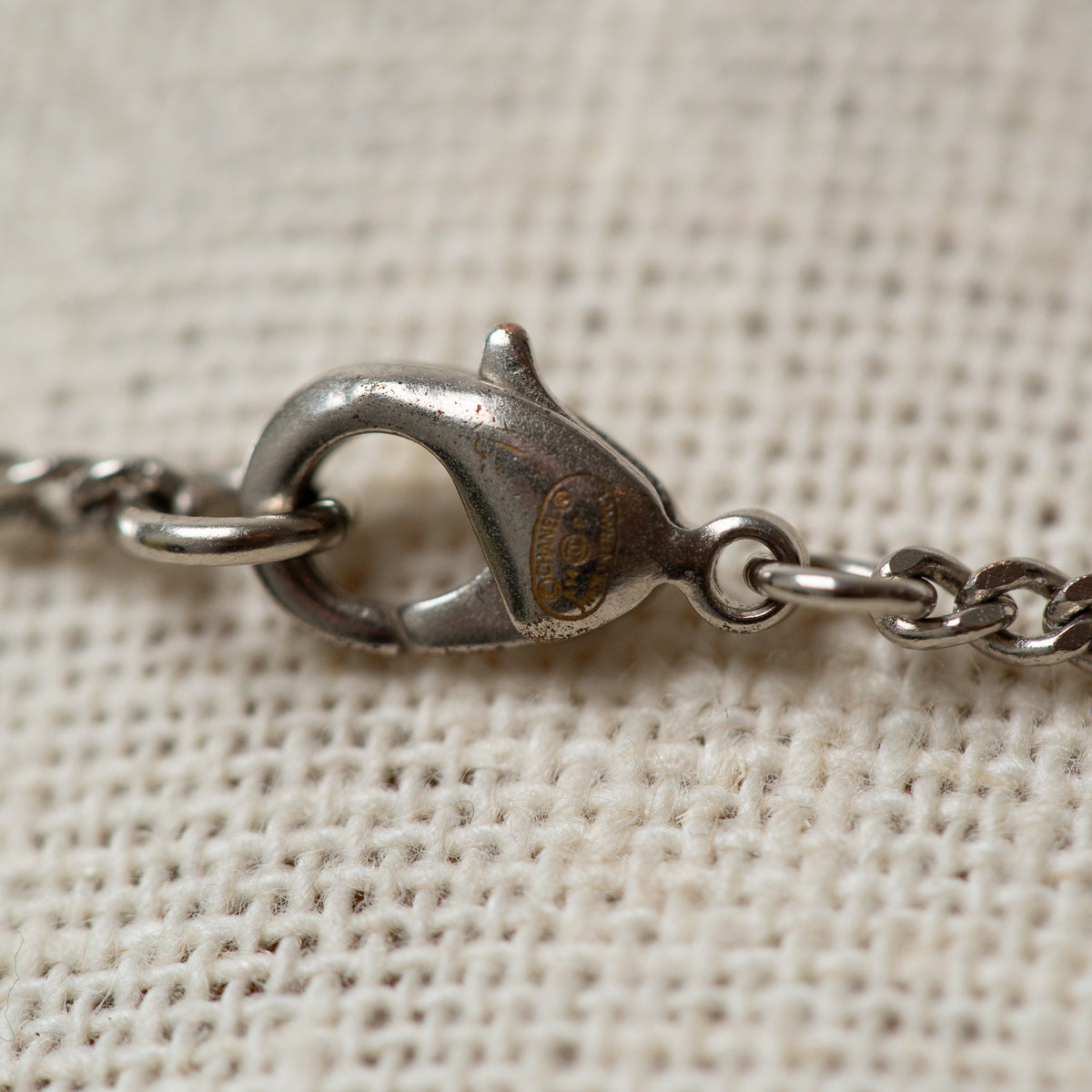 Pre-Loved Chanel™ Silver-Tone Crystal Embellished Pendant Necklace