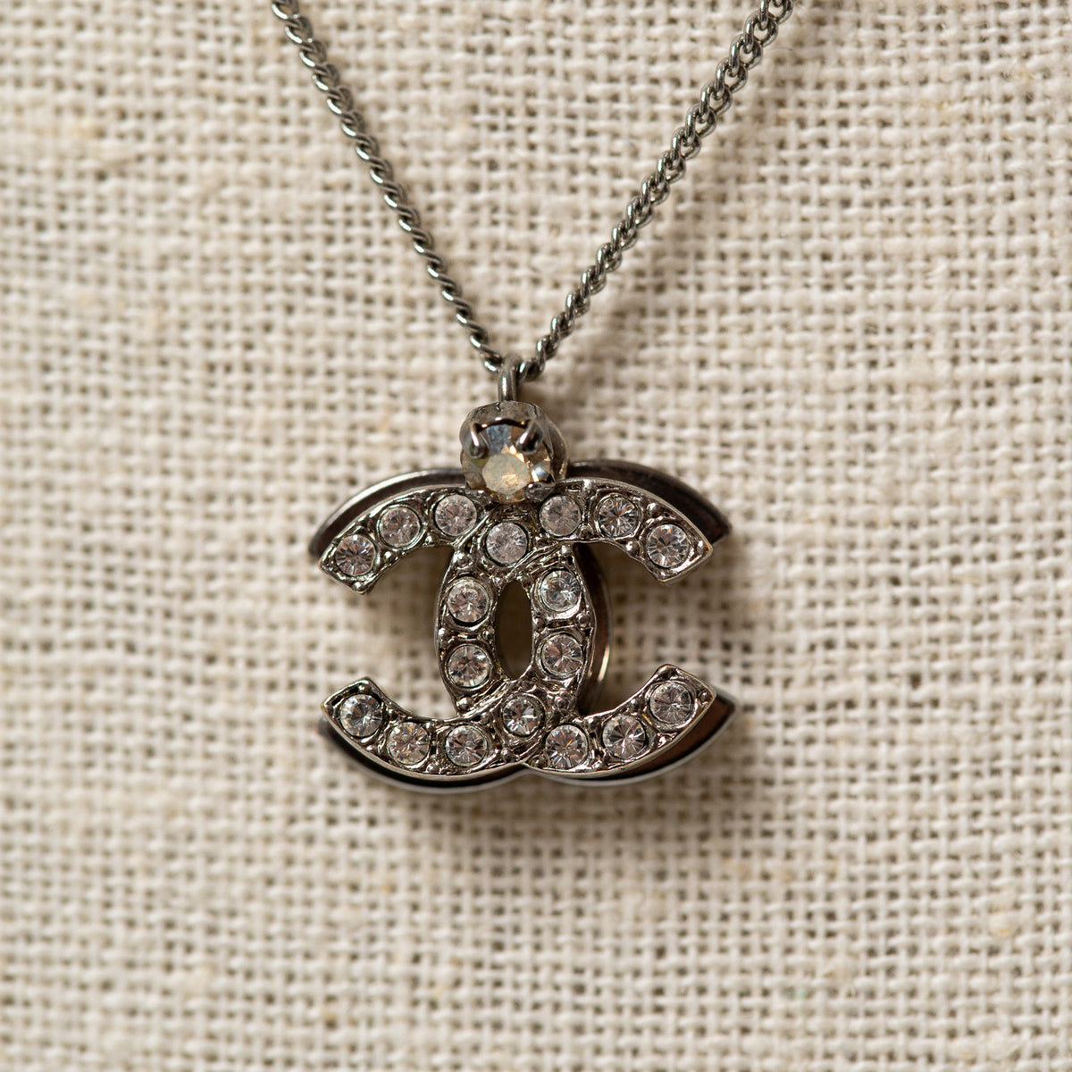 Pre-Loved Chanel™ Silver Tone Necklace with Double Interlocking Logo Pendant
