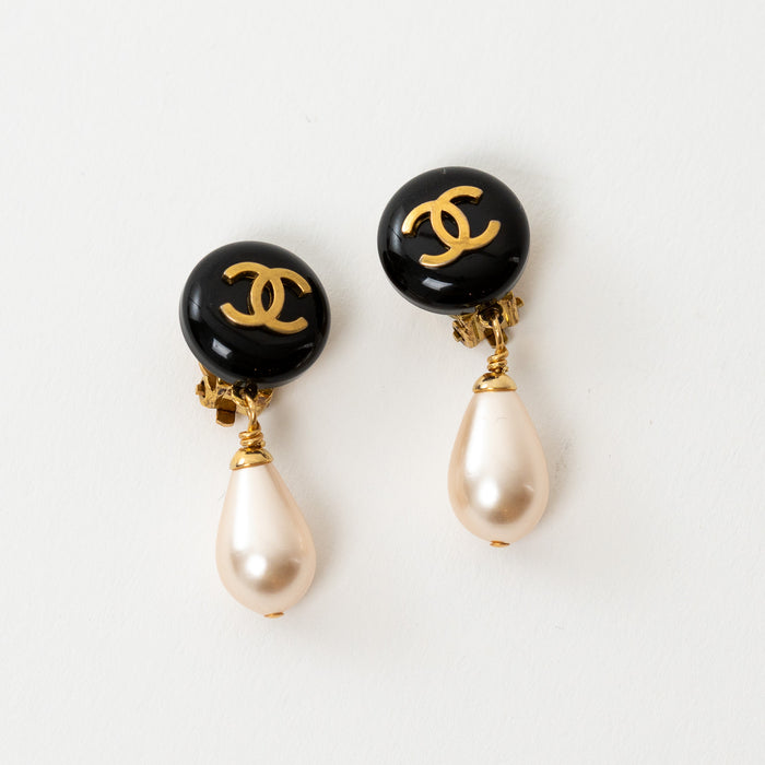 Pre-Loved Chanel™ Gold Logo Black Enamel Faux Pearl Drop Clip on Earrings