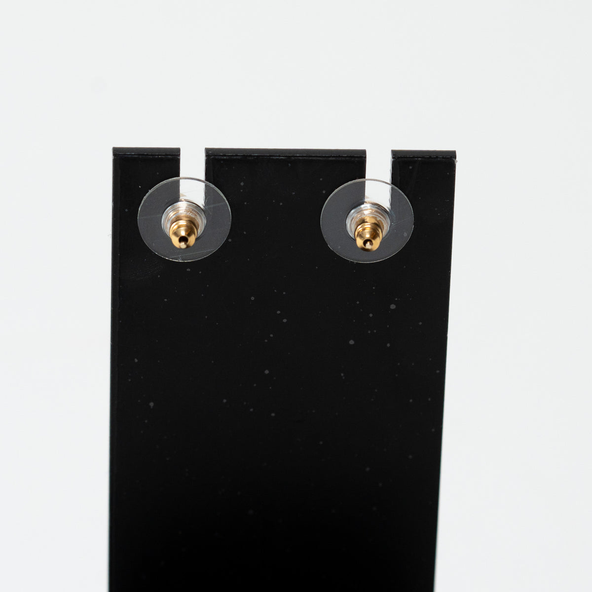 Pre-Loved Chanel™ Gold Tone Chain Crystal Embellished Logo Charm Earring