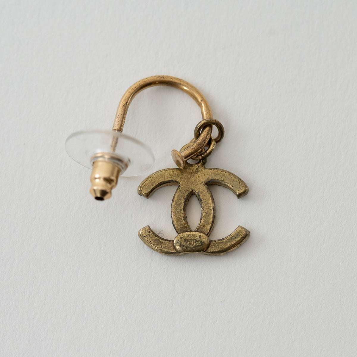 Pre-Loved Chanel™ Gold Tone Crystal Embellished Earrings