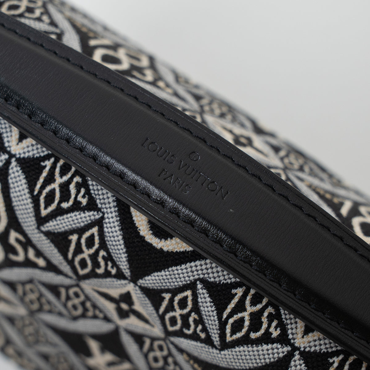 Louis Vuitton Grey and Black Canvas Jacquard 1985 MM Pochette Metis Handbag