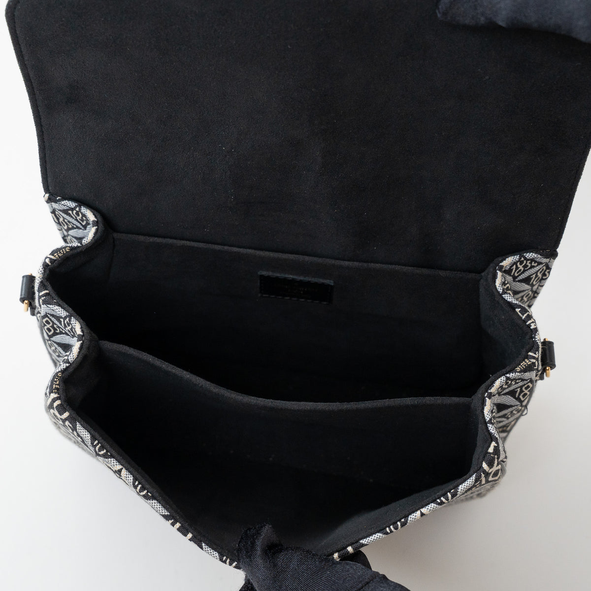 Louis Vuitton Grey and Black Canvas Jacquard 1985 MM Pochette Metis Handbag