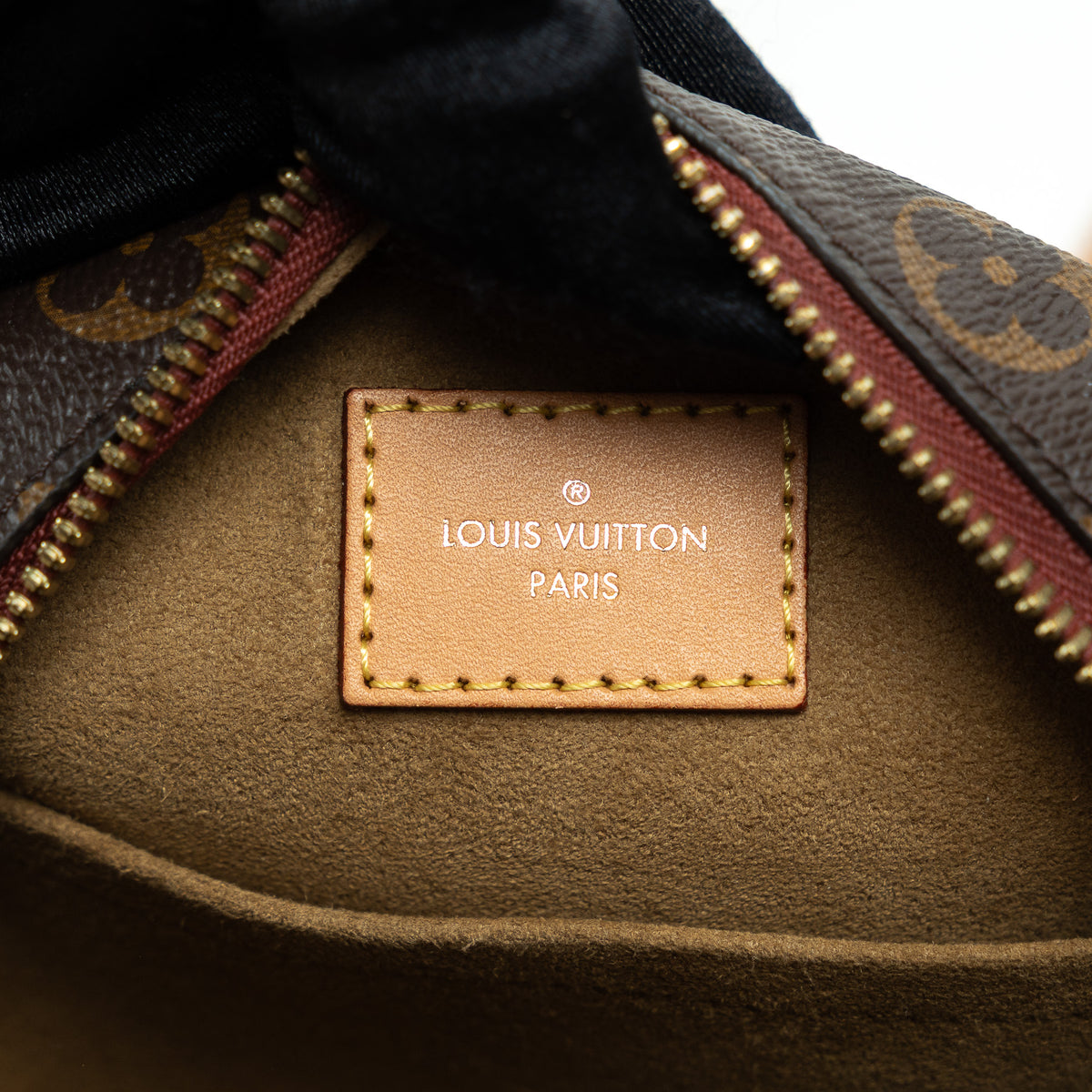 Louis Vuitton Monogram Canvas Boite Chapeau PM Bag