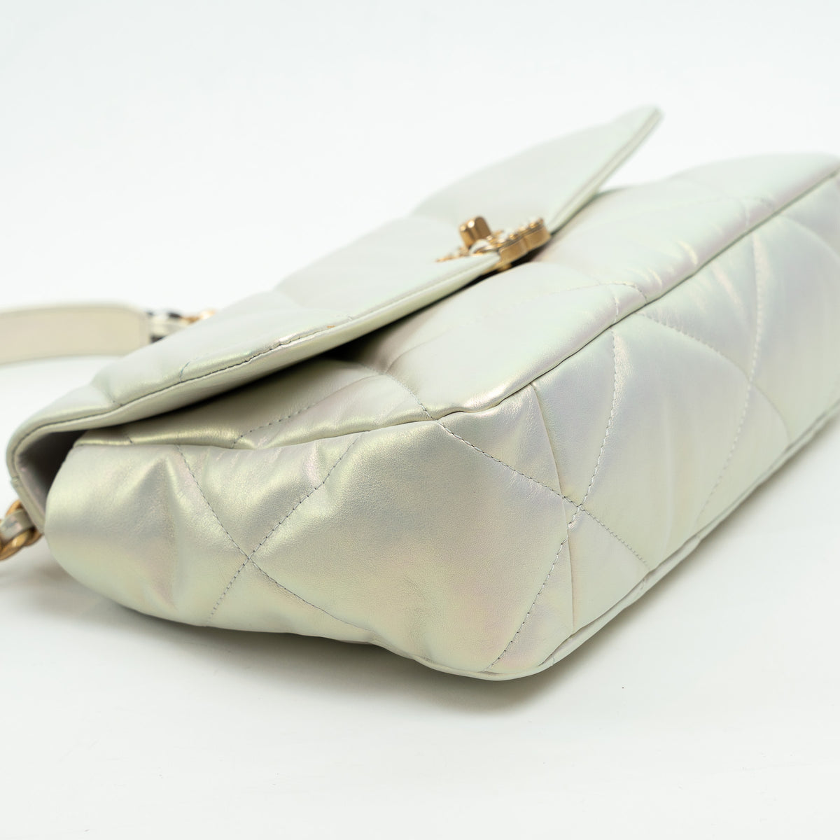 Pre-Loved Chanel ™ Pearlescent White Leather Large Chanel 19 Handbag