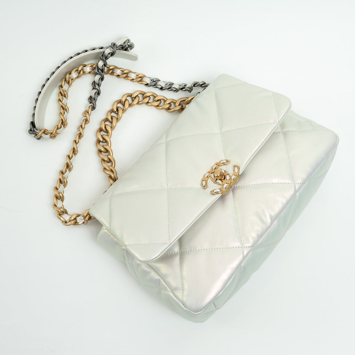 Pre-Loved Chanel ™ Pearlescent White Leather Large Chanel 19 Handbag