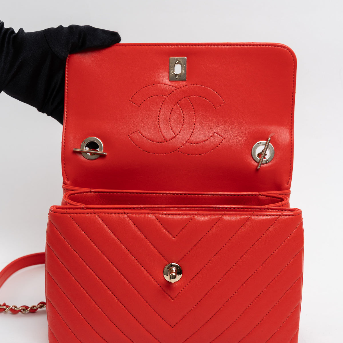 Pre-Loved Chanel ™ Red Lambskin Leather Small Trendy CC Handbag