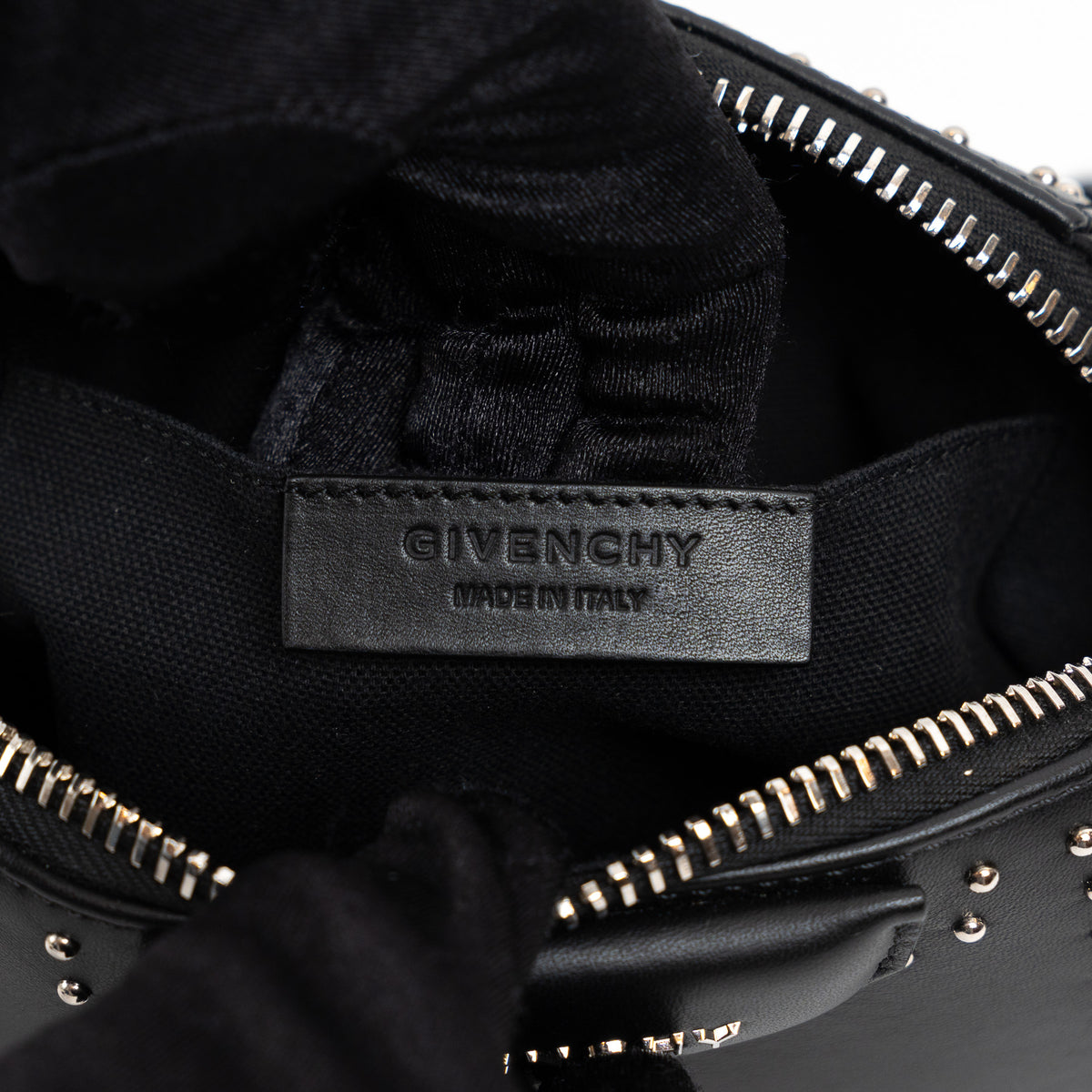 Givenchy Black Grained Leather Wristlet Antigona Clutch
