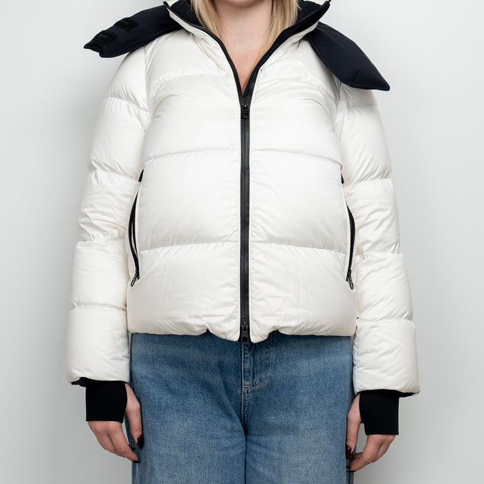 Burberry White Puffer Down Jacket Size XS