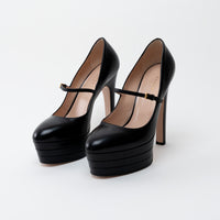 Gucci Black Grained Leather Pumps Size 38