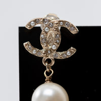 Pre-Loved Chanel™ Pearl Drop Clip-on Earrings with Crystal and Pearl Embellishments