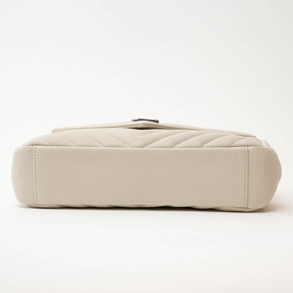 Saint Laurent Cream Chevron Quilted Leather Matelasse Medium College bag