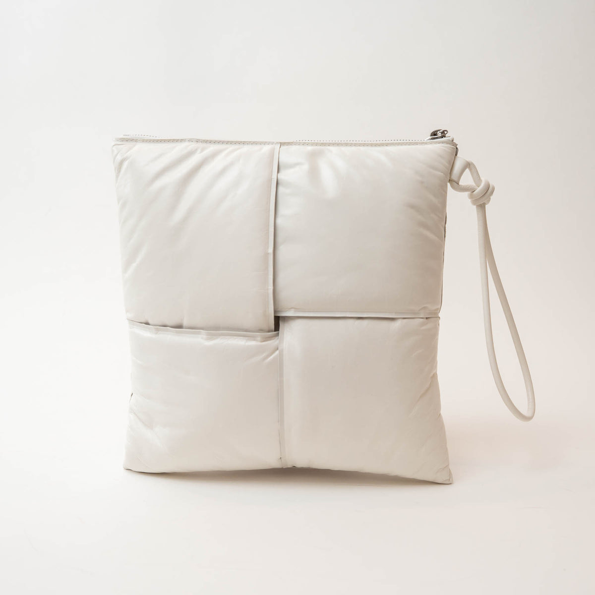 Bottega Veneta White High Gloss Grained Leather Maxi Padded Intrecciato Clutch