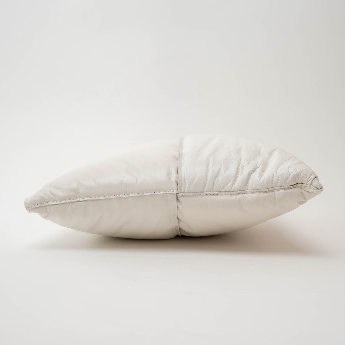 Bottega Veneta White High Gloss Grained Leather Maxi Padded Intrecciato Clutch