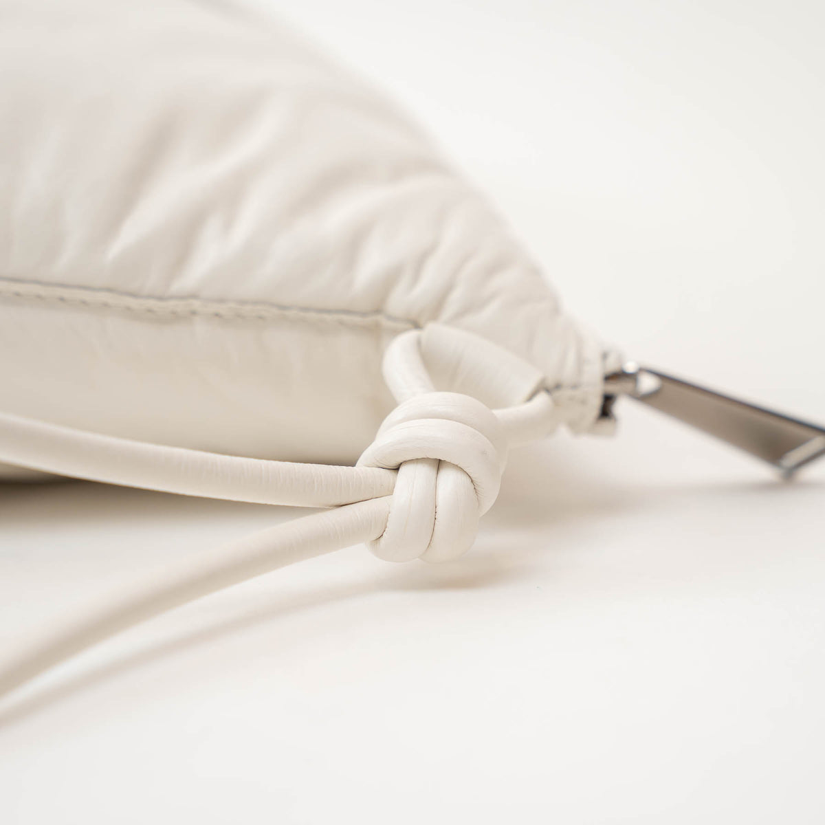 Bottega Veneta White High Gloss Grained Leather Maxi Padded Intrecciato Clutch