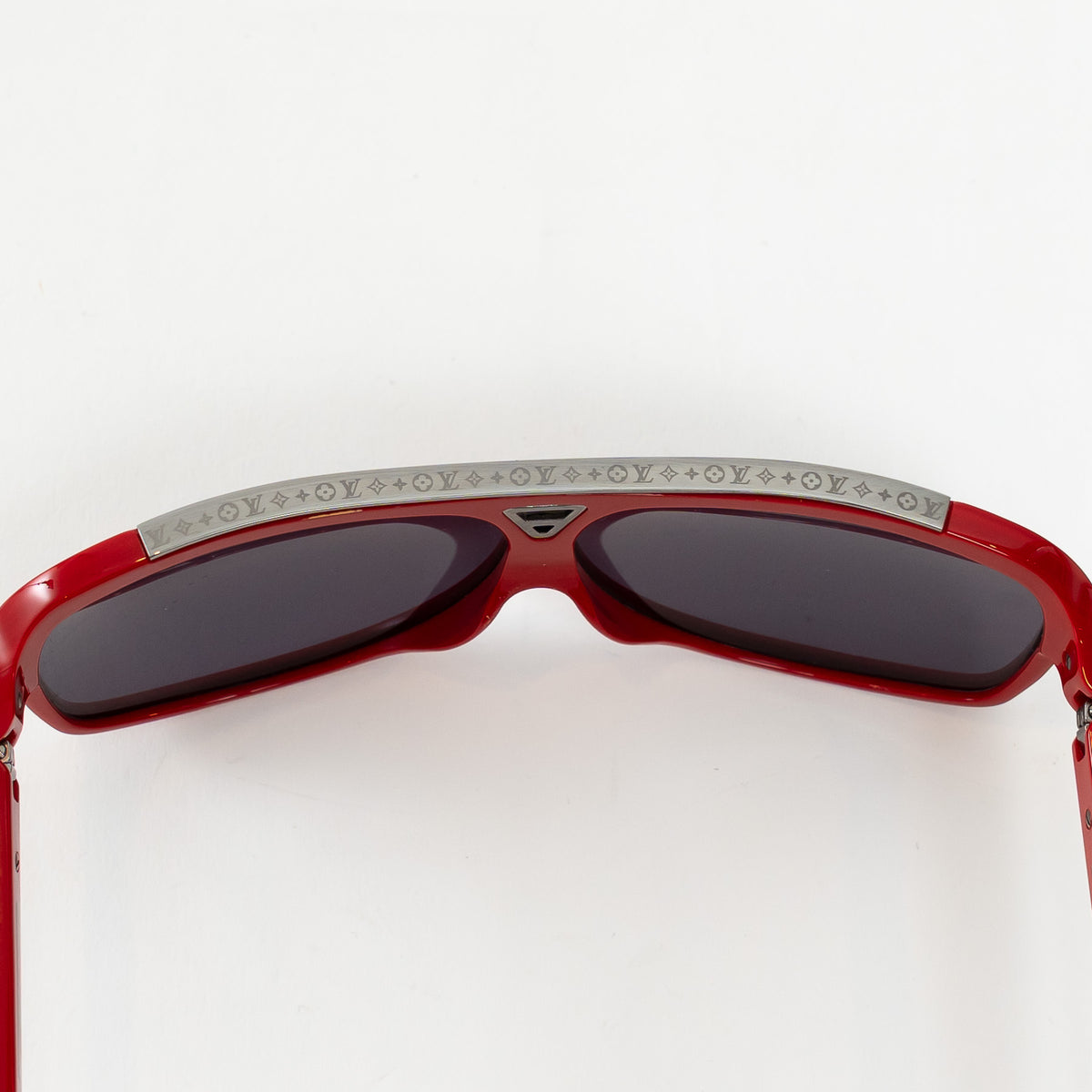 Louis Vuitton Gunmetal Red Evidence Sunglasses