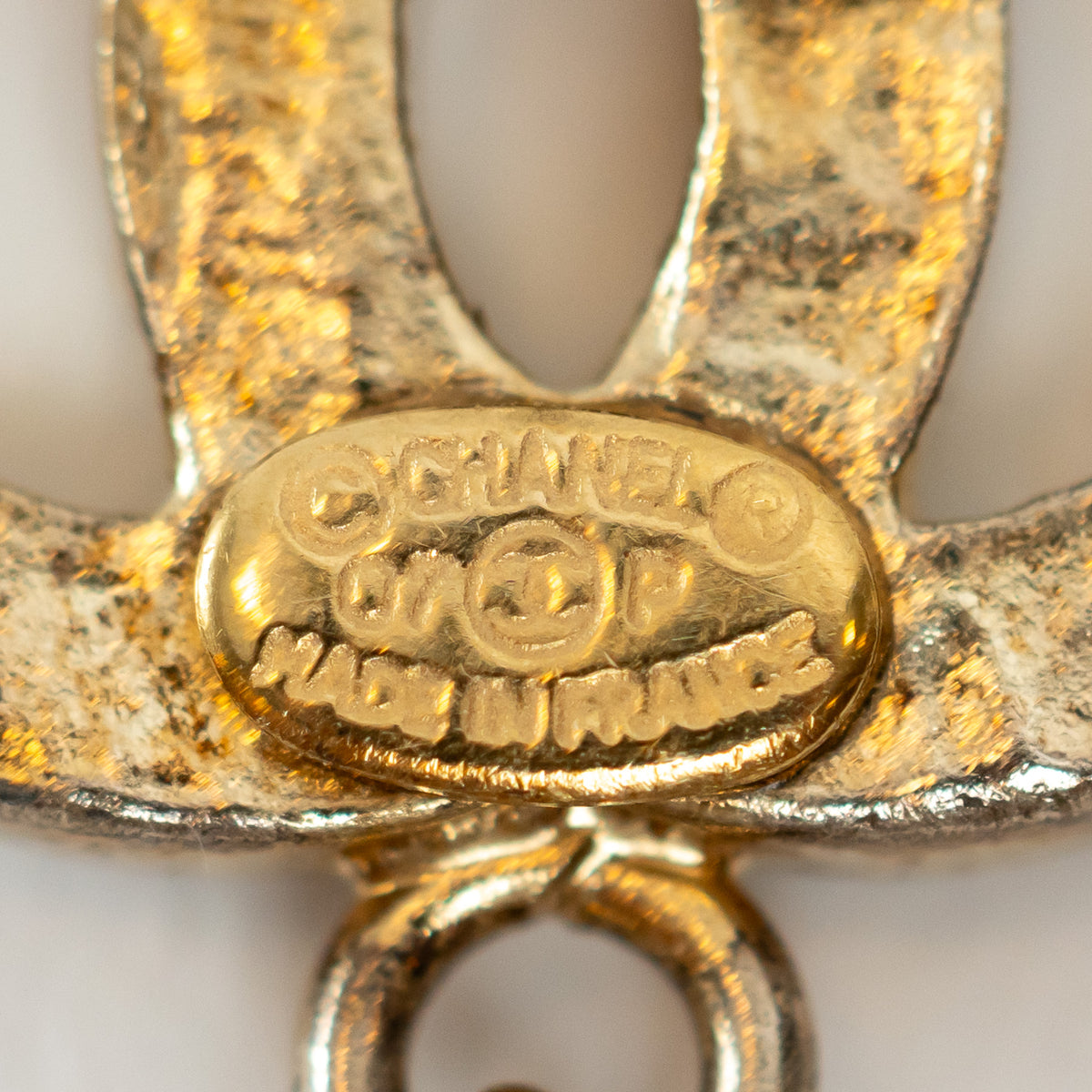 Pre-Loved Chanel™ Gold Tone Crystal Drop Earrings