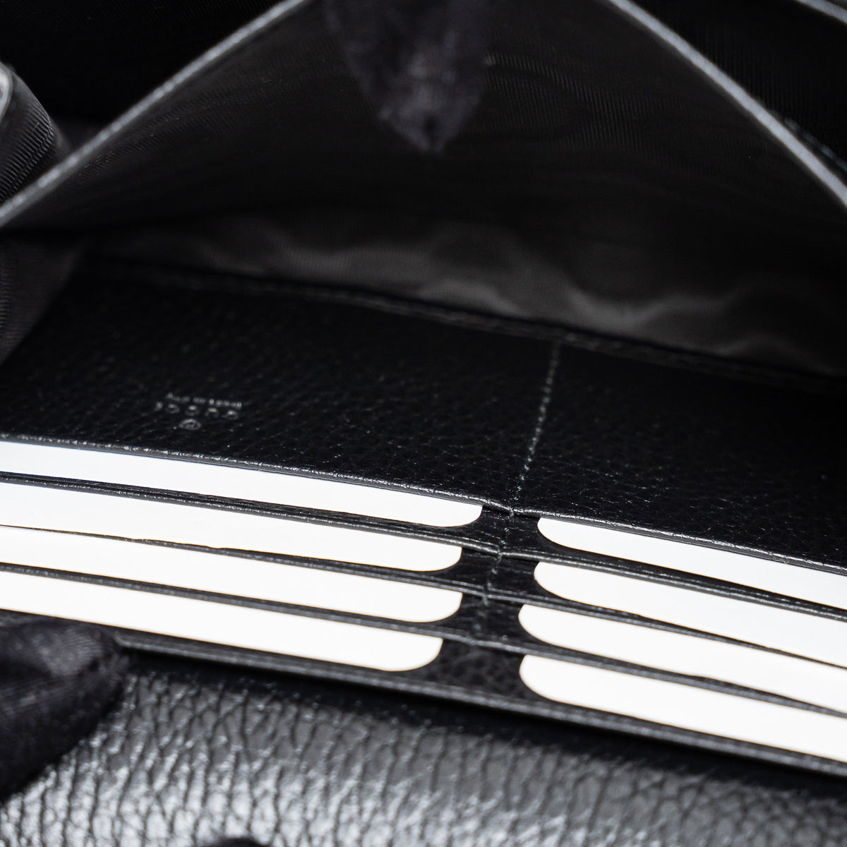 Gucci Black Grained Leather Dionysus Wallet on Chain