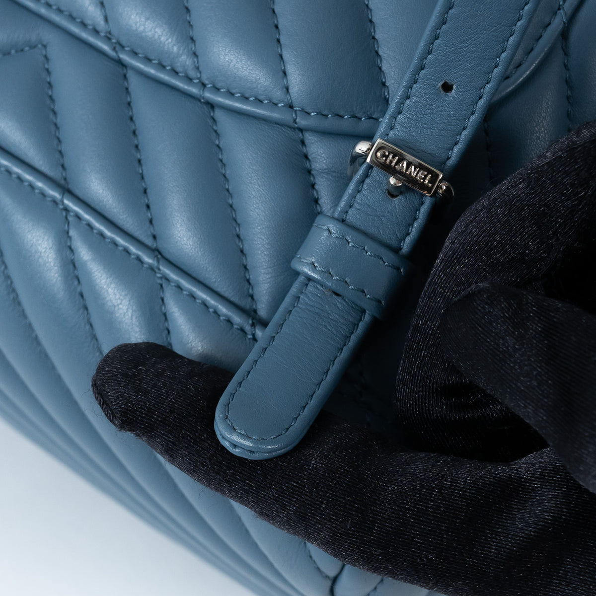 Pre-Loved Chanel ™ Blue Lambskin Leather Chevron Urban Spirit Backpack