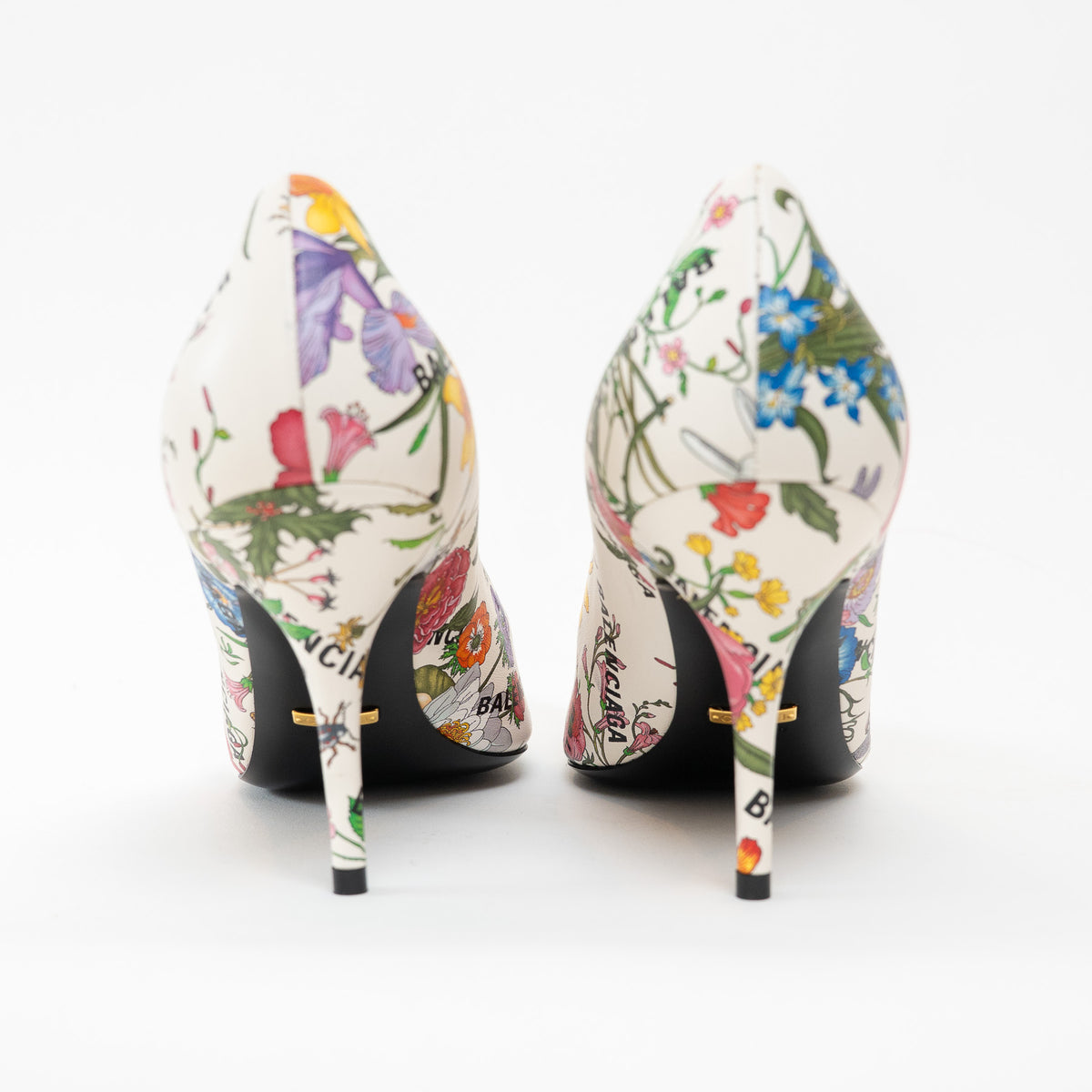 Gucci White Leather Floral Heels Size 40