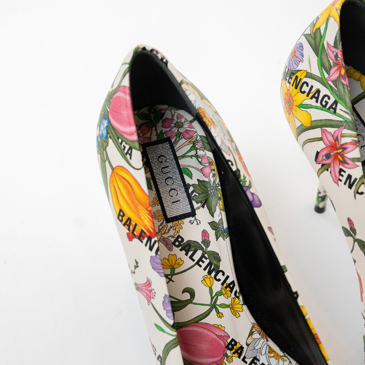 Gucci White Leather Floral Heels Size 40