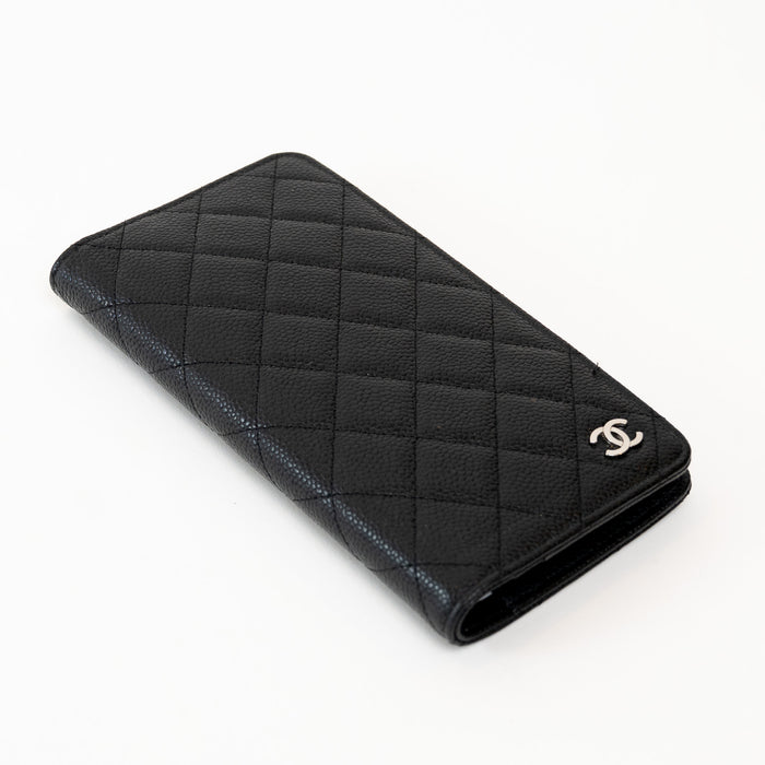 Pre-Loved Chanel™ Black Pebbled Leather Small Agenda