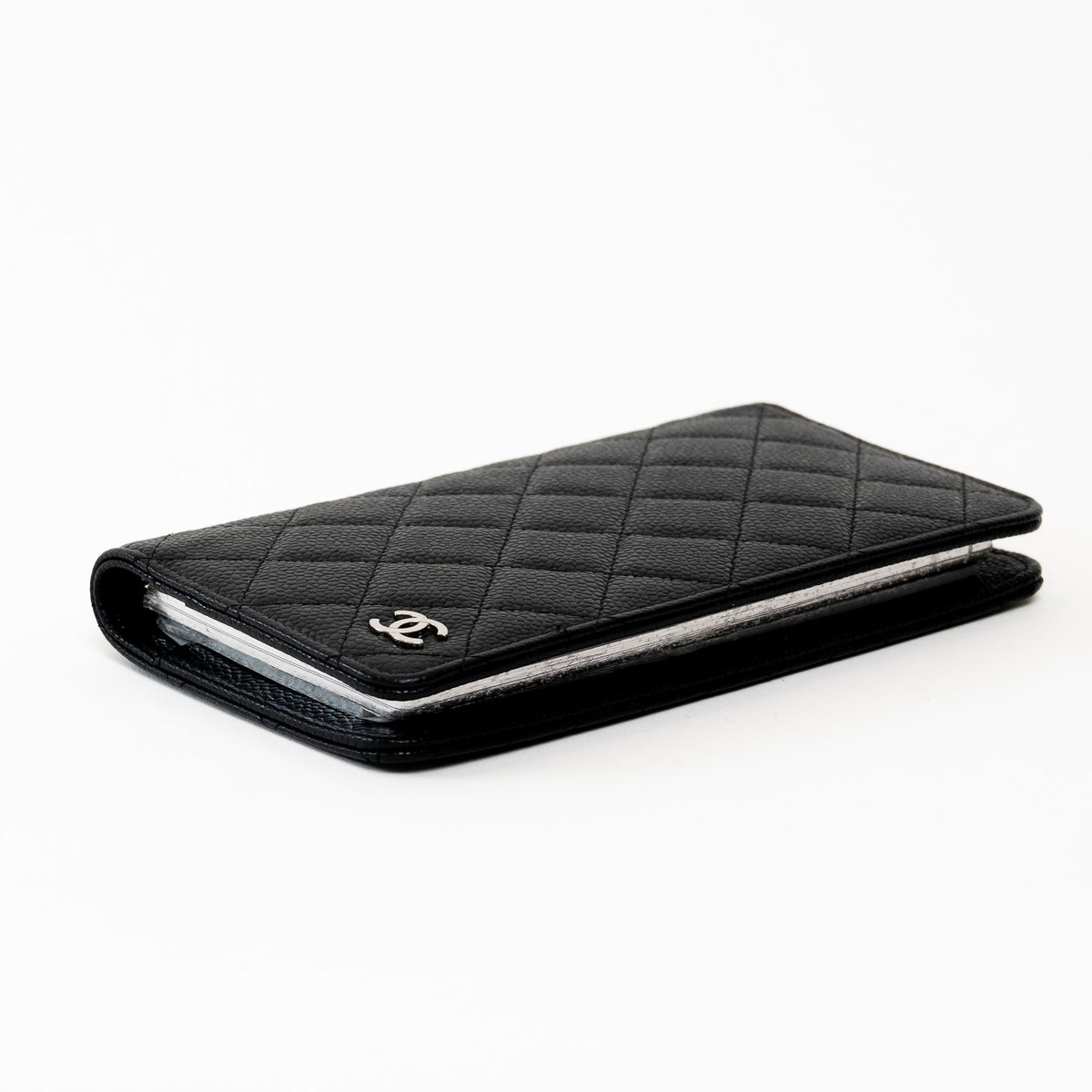 Pre-Loved Chanel™ Black Pebbled Leather Small Agenda