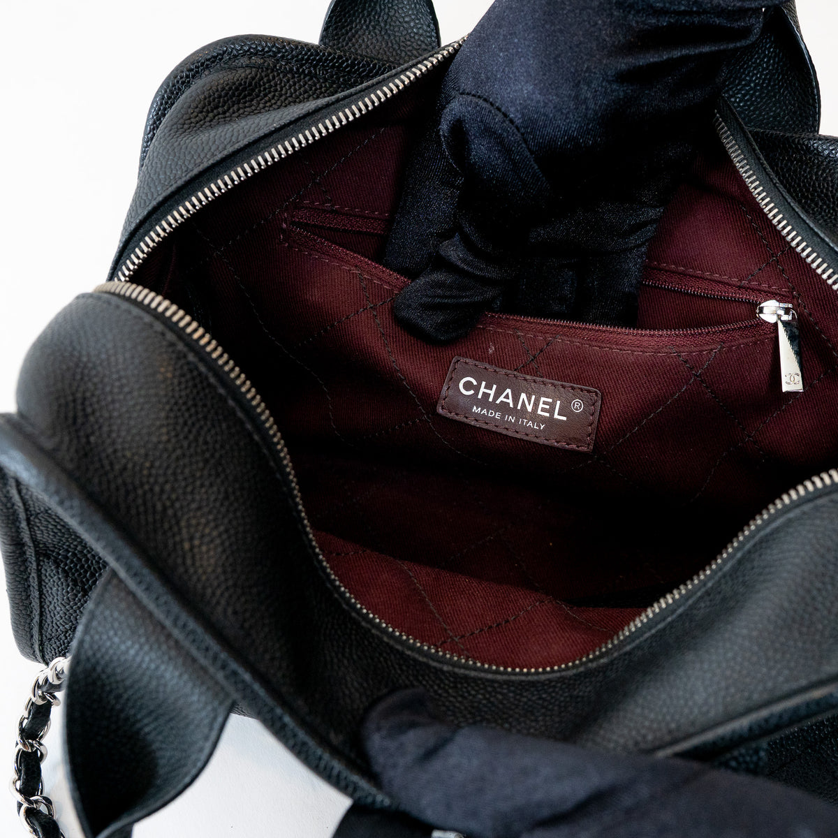 Pre-Loved Chanel™ Black Pebbled Leather Bowling Bag