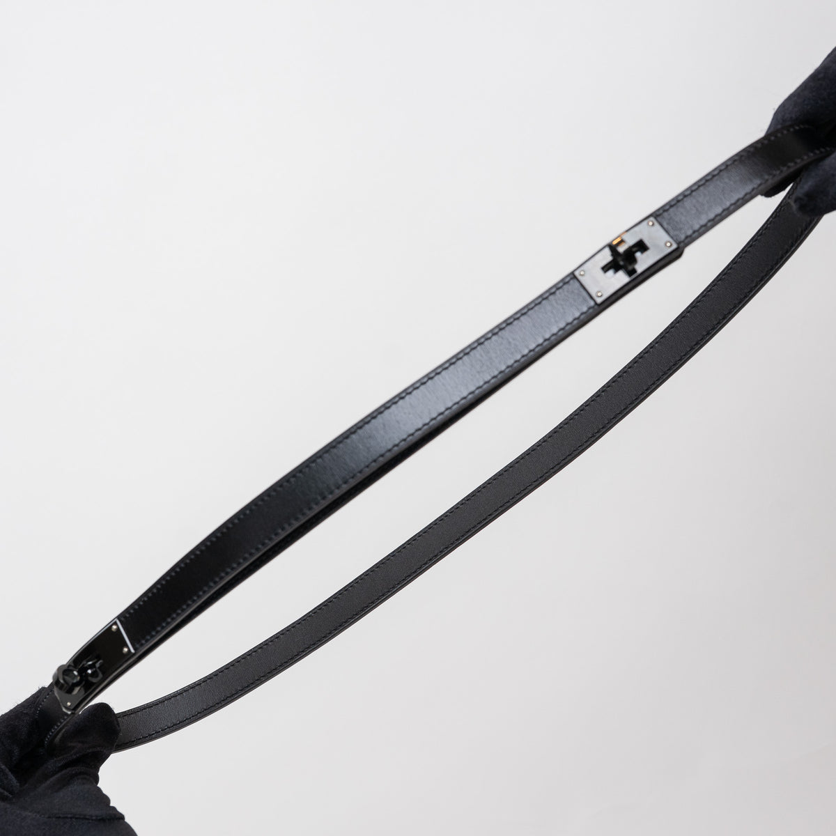 Hermes Black Leather Double Buckle Kelly Belt Size 90