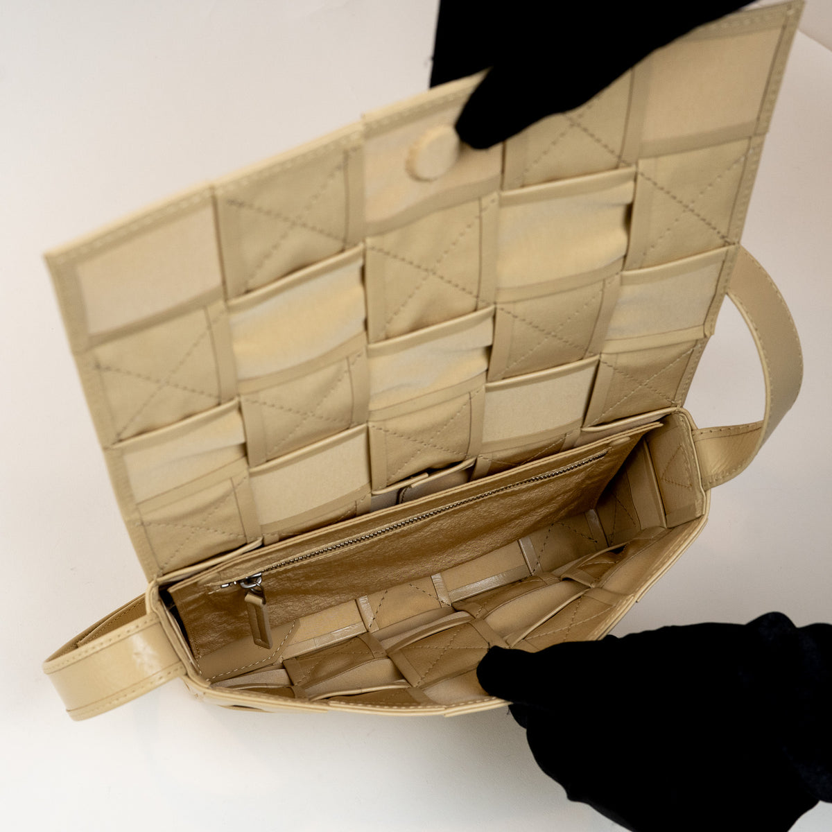 Bottega Veneta Beige Calfskin Leather Intrecciato Cassette Crossbody Bag