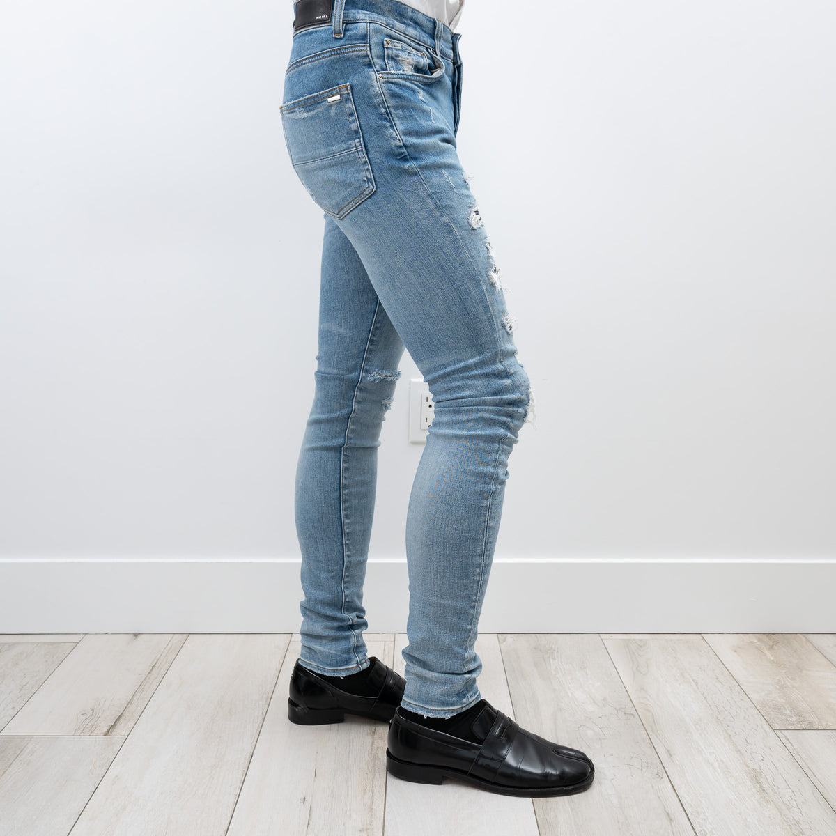 Amiri Blue Denim Ripped Jeans Size 29