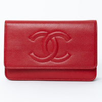 Chanel wallet on chain in red