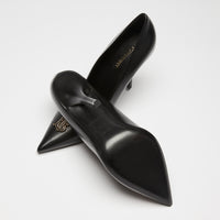 Burberry Black Smooth Leather Pumps Size 39.5