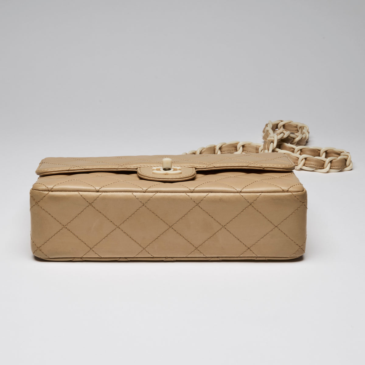 Pre-Loved Chanel ™ Beige Quilted Single Flap Bag