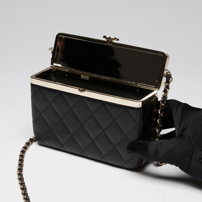 Pre-Loved Chanel™ Black Soft Leather Vanity Case