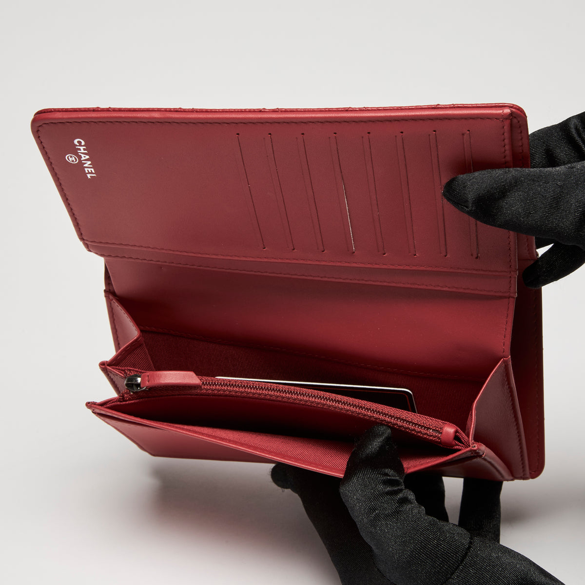 Pre-Loved Chanel™ Red Pebbled Leather Continental Bifold Wallet