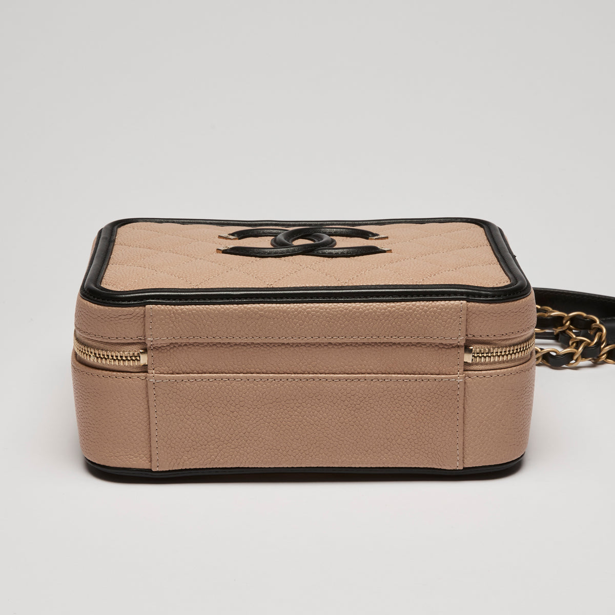 Pre-Loved Chanel™ Tan Two Tone Pebbled Leather Vanity Bag