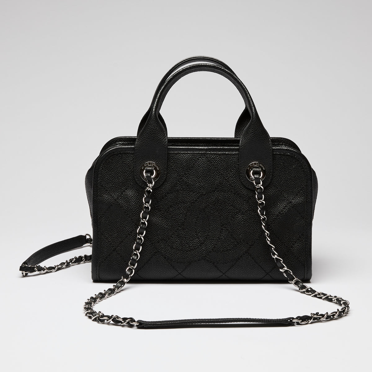 Pre-Loved Chanel™ Black Pebbled Leather Bowling Bag