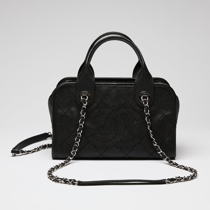 Pre-Loved Chanel™ Black Pebbled Leather Bowling Bag