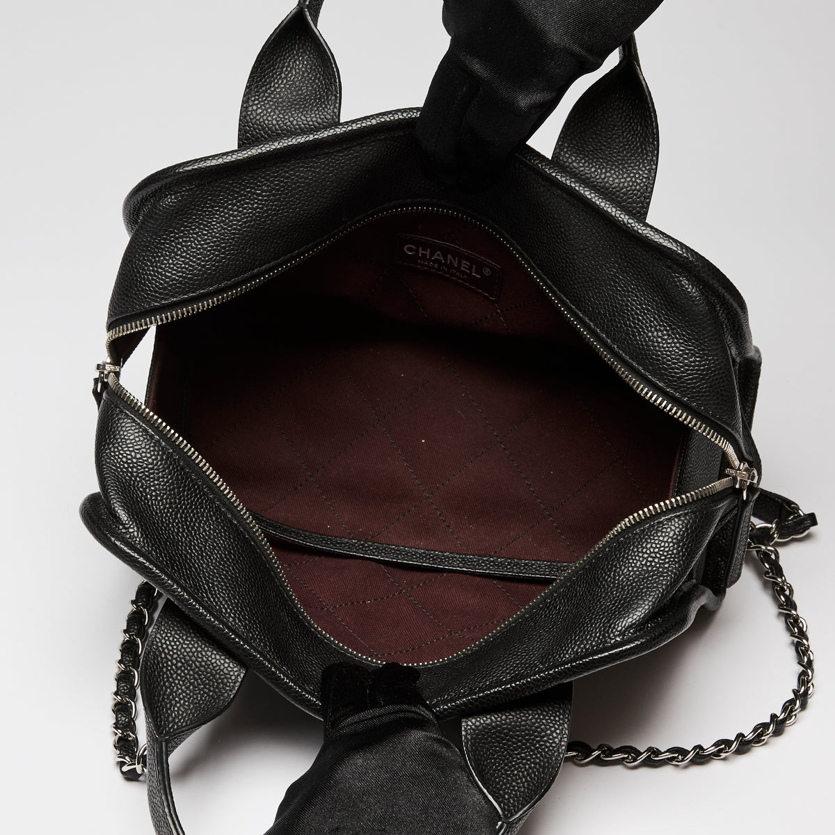 Pre-Loved Chanel™ Black Pebbled Leather Bowling Bag