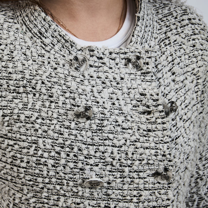 Pre-Loved Chanel ™ Grey and White Tweed Jacket