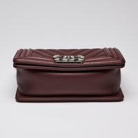 Pre-Loved Chanel ™ Chevron Small Boy Bag in Burgundy Lambskin