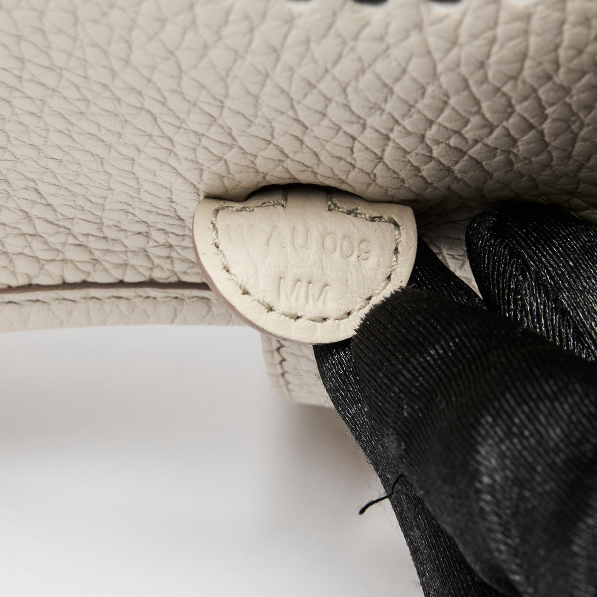 Hermes Beton Clemence Leather Mini Evelyne 16