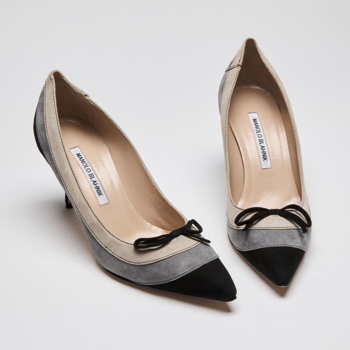 Manolo Blahnik Beige/Grey/Black Suede Point Toe Heels with Bow Size 38