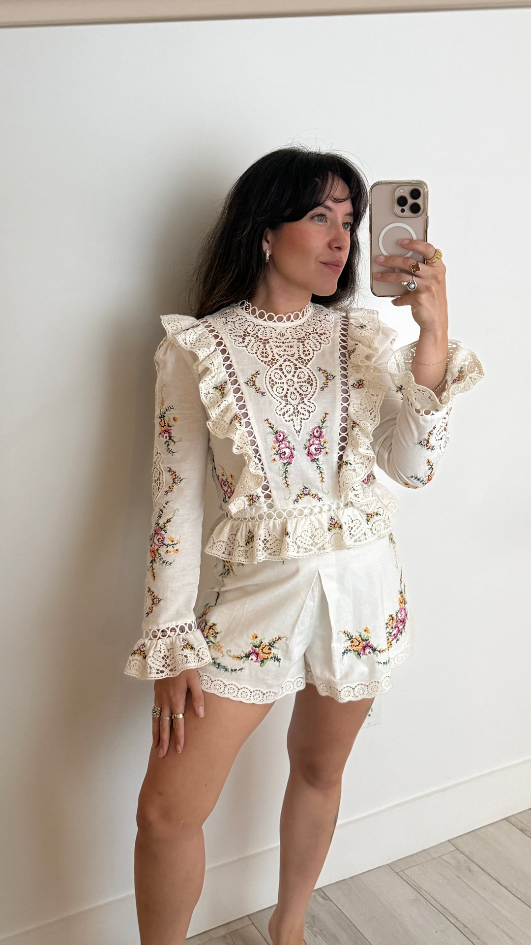 Zimmerman White Linen and Cotton Top & Shorts Set with Frill Trim and Floral Embroidered Details Size 0