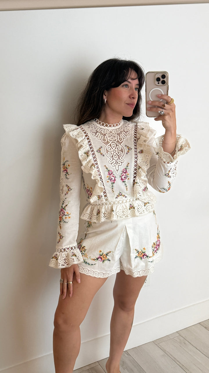 Zimmerman White Linen and Cotton Top & Shorts Set with Frill Trim and Floral Embroidered Details Size 0