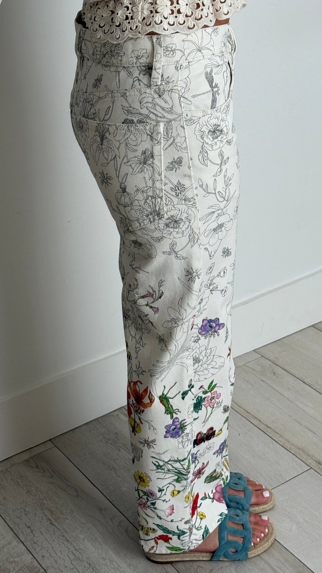Gucci White Denim Floral Print Straight Leg Jeans Size 40
