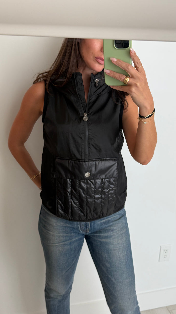 Pre-Loved Chanel™ Black Nylon Zip Vest Size 36