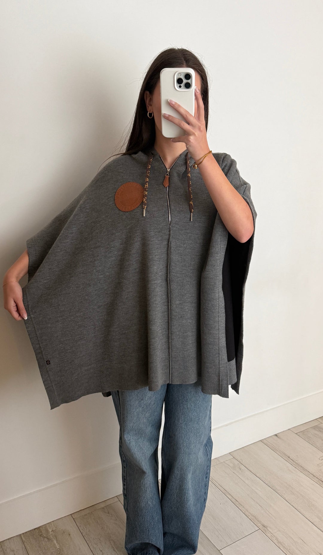 Louis Vuitton Grey Cashmere-Cotton Blend Poncho Size S